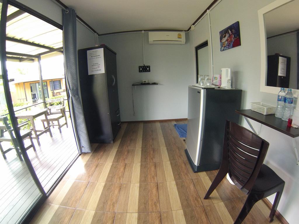 Guest House Ao Nang Bed Boxx Exterior photo